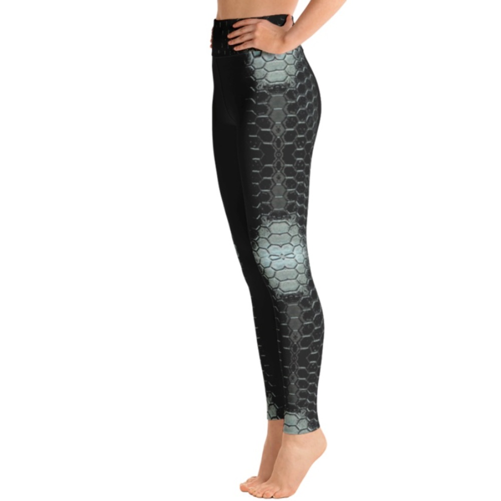 Stretchundersaturn SUS Teal Black Snakeskin Print Yoga Leggings